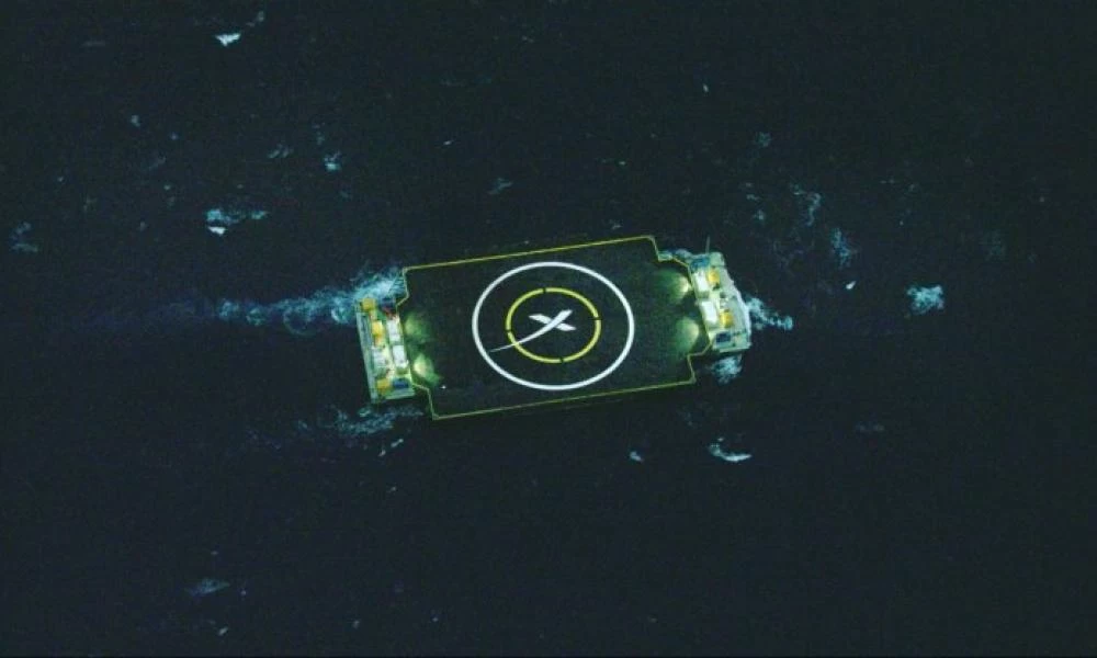 SpaceX: Προσεδαφίστηκε επιτυχώς έπειτα από τέσσερις αποτυχίες
